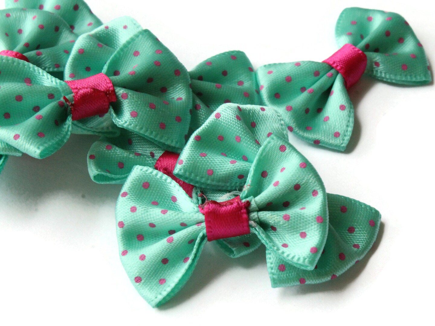10 35mm Turquoise Green and Pink Polka Dot Bows - Loose Bow Embellishments