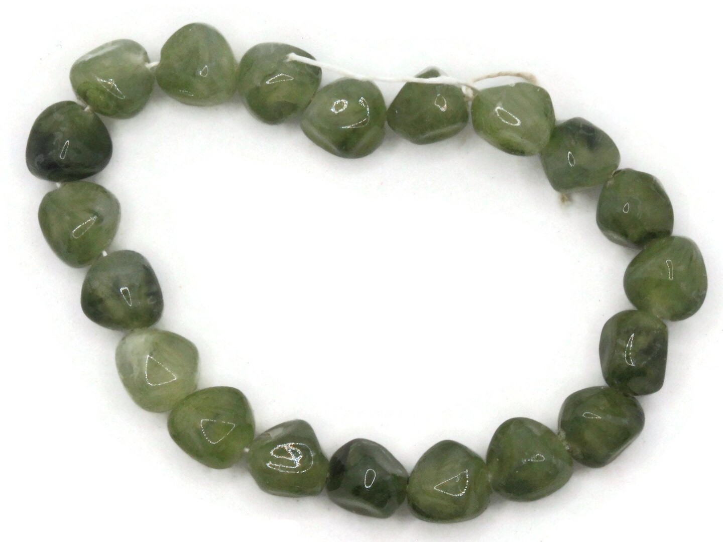 20 10mm Green Nugget Vintage Plastic Beads