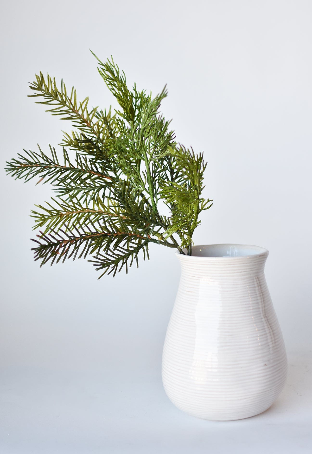 16&#x22; Faux Cedar/Pine Spray Stem
