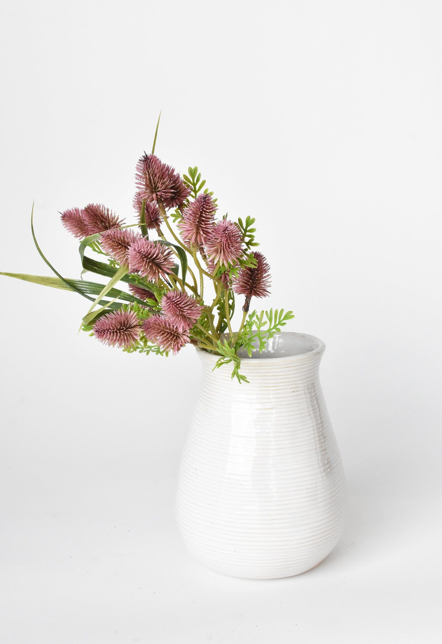 14&#x22; Faux Mauve Thistle Stem Bundle