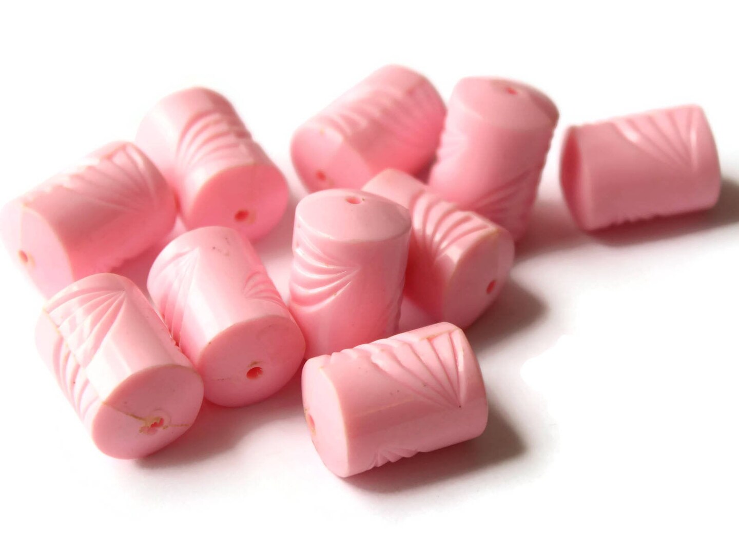 10 22mm Pink Plastic Tube Beads With Wave Design - Vintage Plastic Barbie Pink Beads
