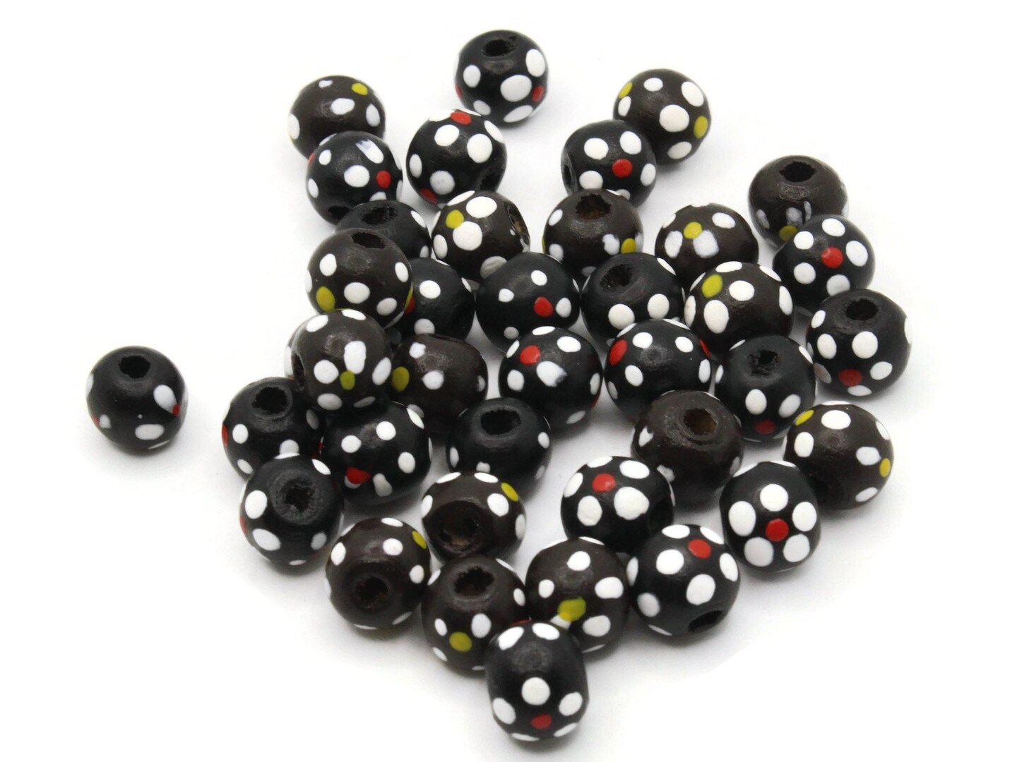 40 10mm Flower Pattern Round Black Wood Beads Wood Beads Michaels