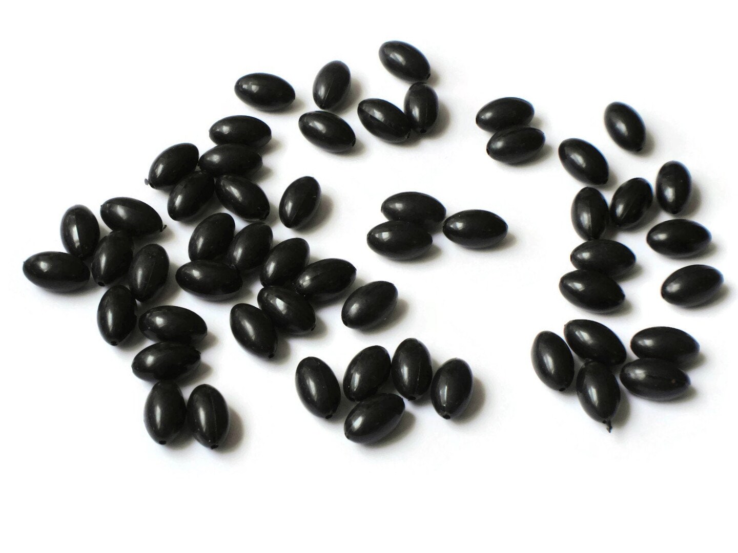 50 12mm x 7mm Smooth Oval Black Plastic Beads