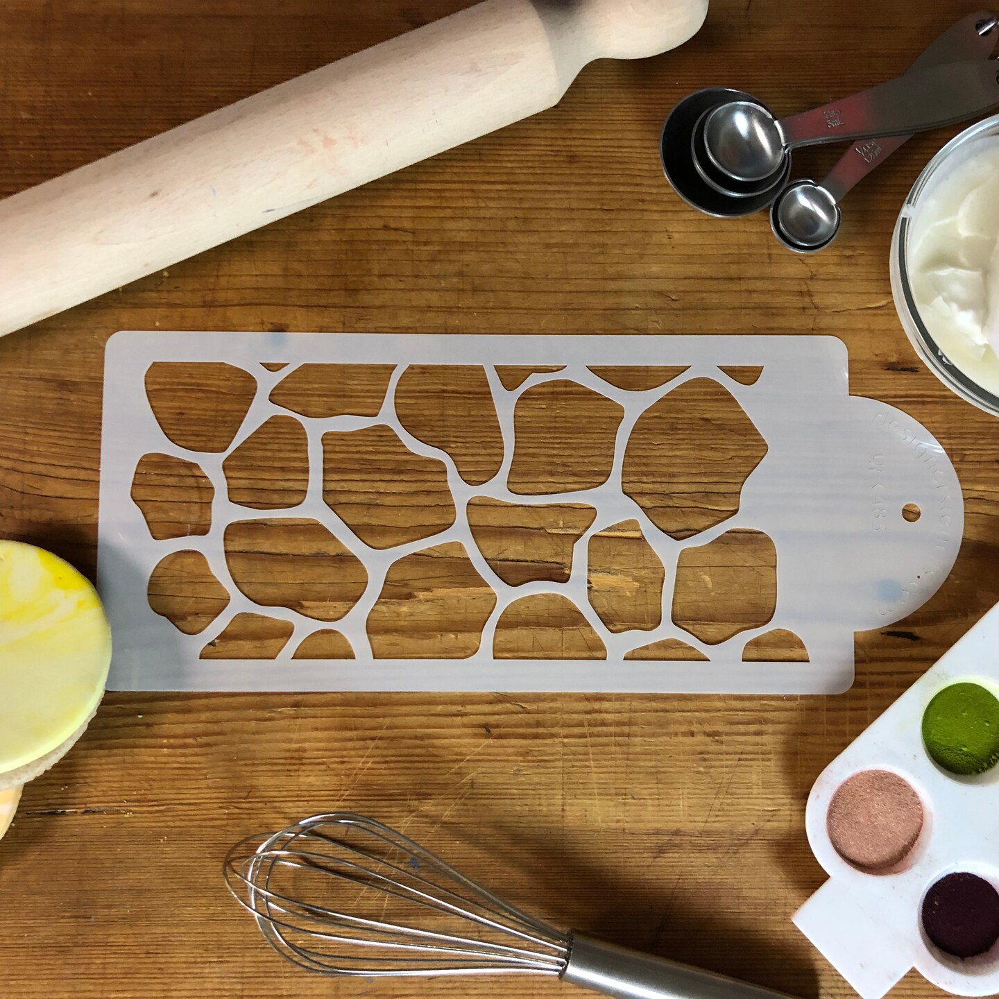 4-Inch Giraffe Skin Cake Stencil Side | C483 by Designer Stencils | Cake Decorating Tools | Baking Stencils for Royal Icing, Airbrush, Dusting Powder | Reusable Plastic Food Grade Stencil for Cakes | Easy to Use &#x26; Clean Cake Stencil