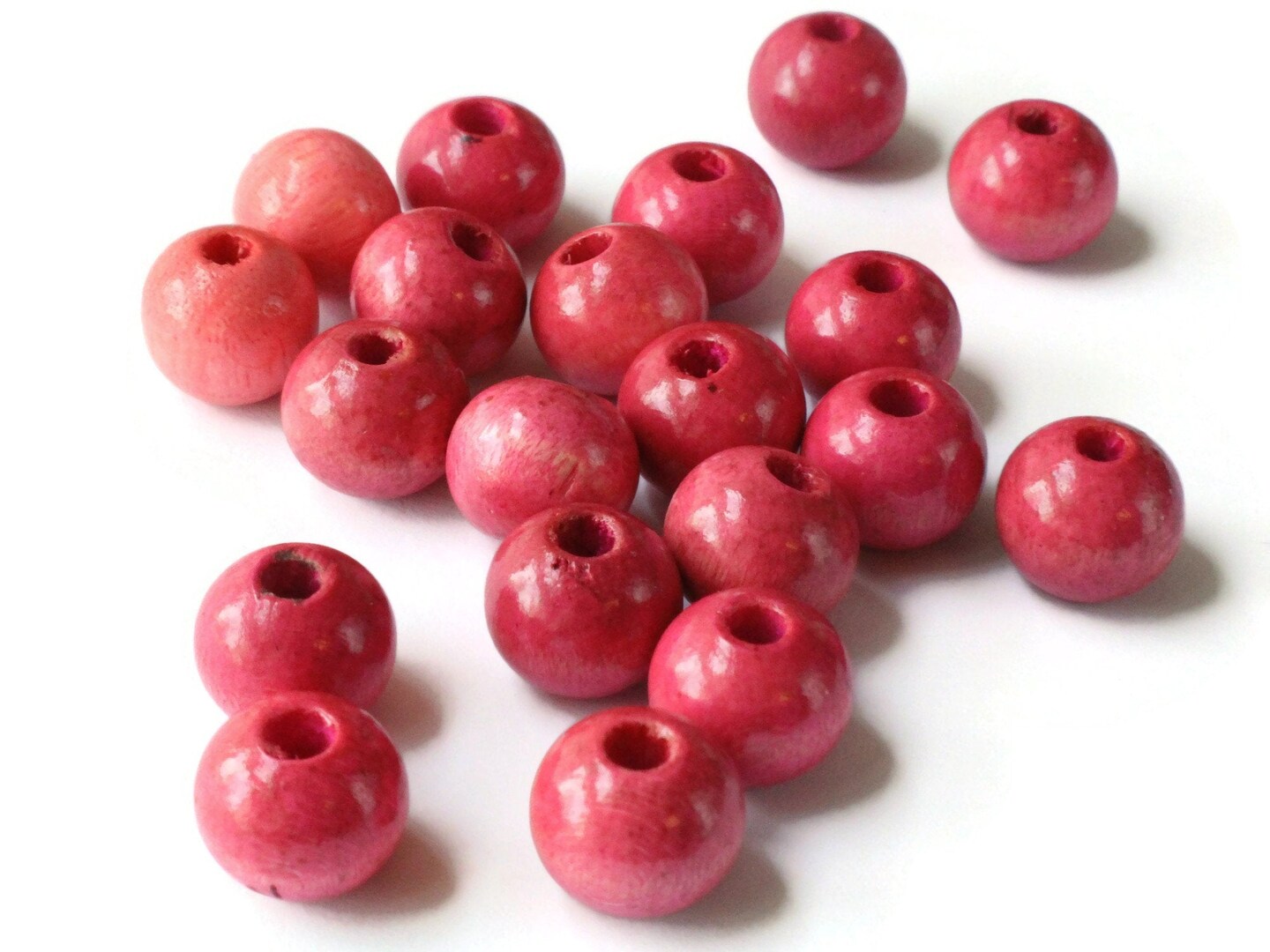 20 14mm Pink Round Wood Beads Vintage Wooden Beads Loose New Old Stock Macrame Beads