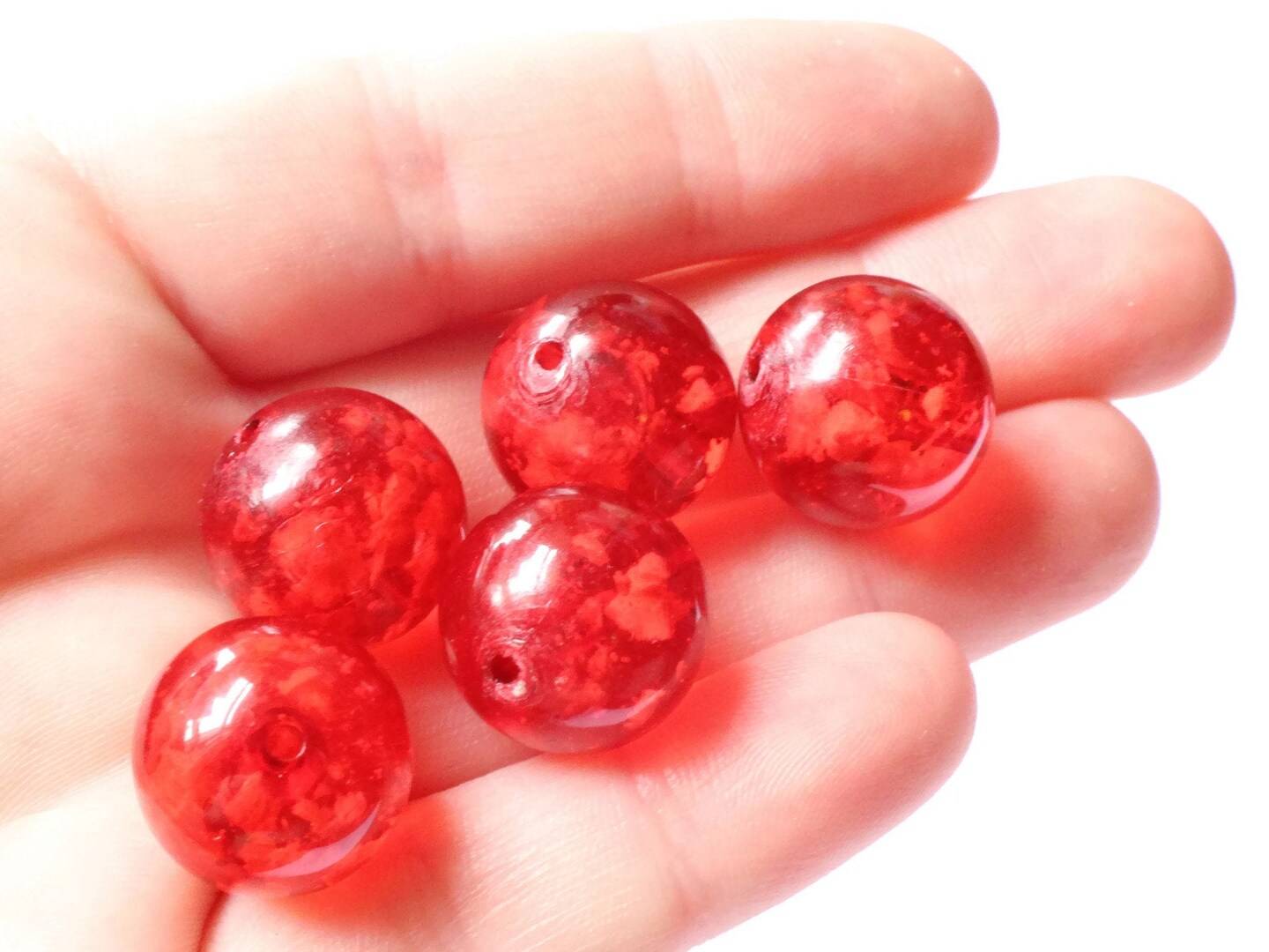 12 16mm Round Red Vintage Lucite Beads Transparent Ball Beads