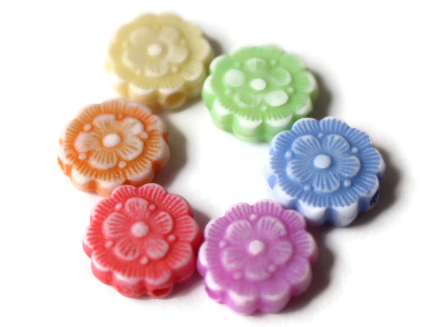 100 10mm Assorted Color Flower Beads Plastic Mixed Color Flat Round Beads bW1