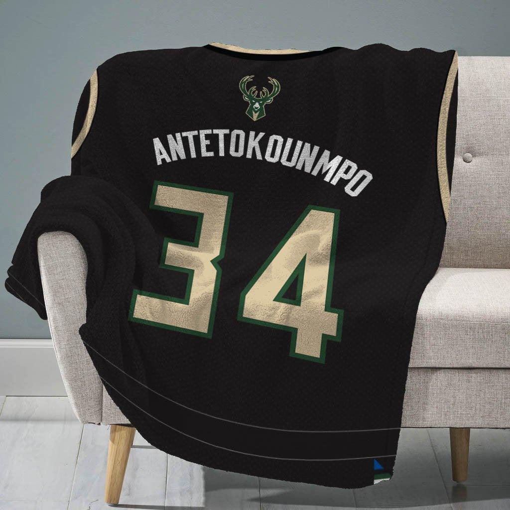 Sleep Squad Milwaukee Bucks Giannis Antetokounmpo 60&#x201D; x 80&#x201D; Rachel Plush Jersey Basketball Blanket