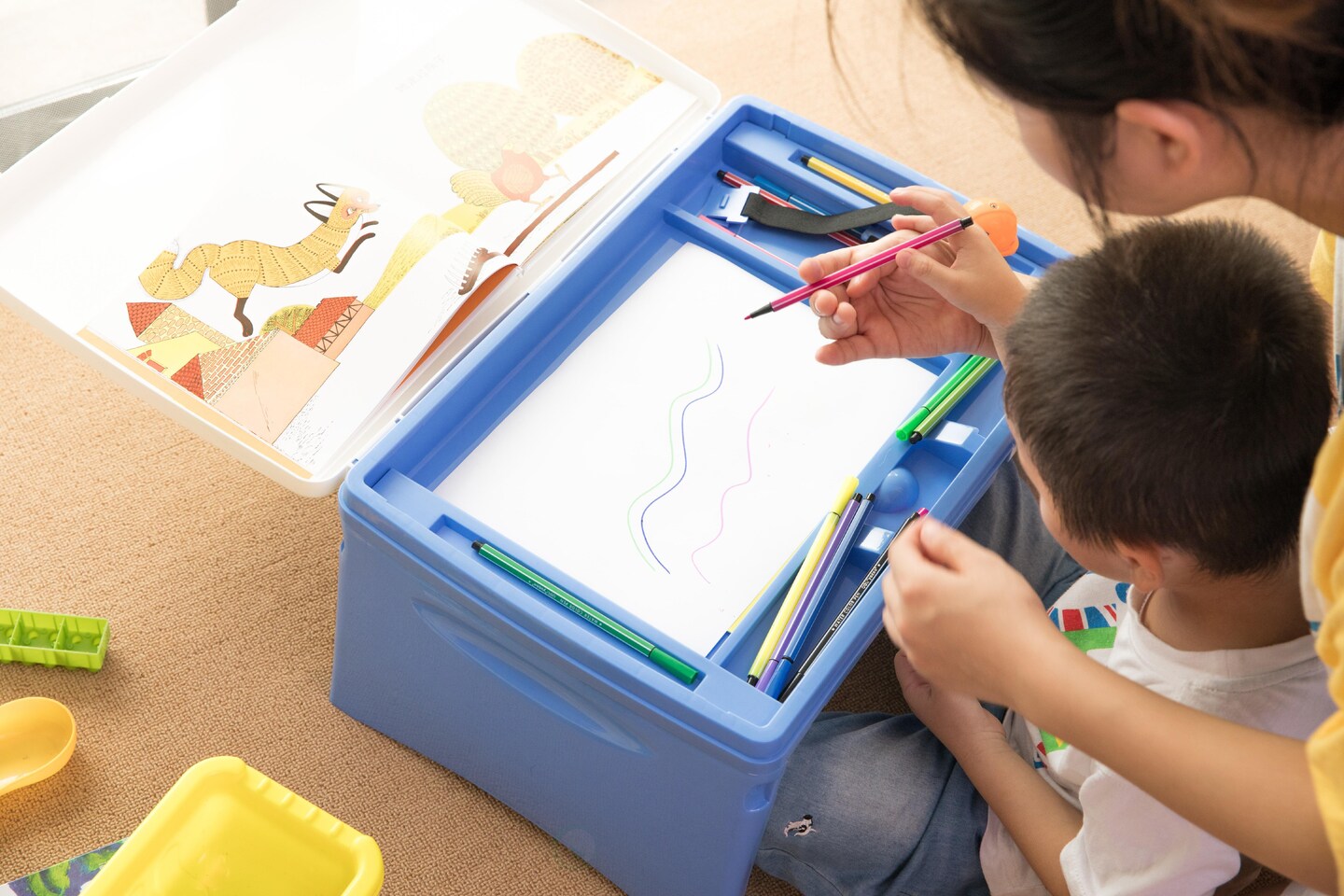 Kids Portable Fold-able Plastic Lap Tray, Blue and White