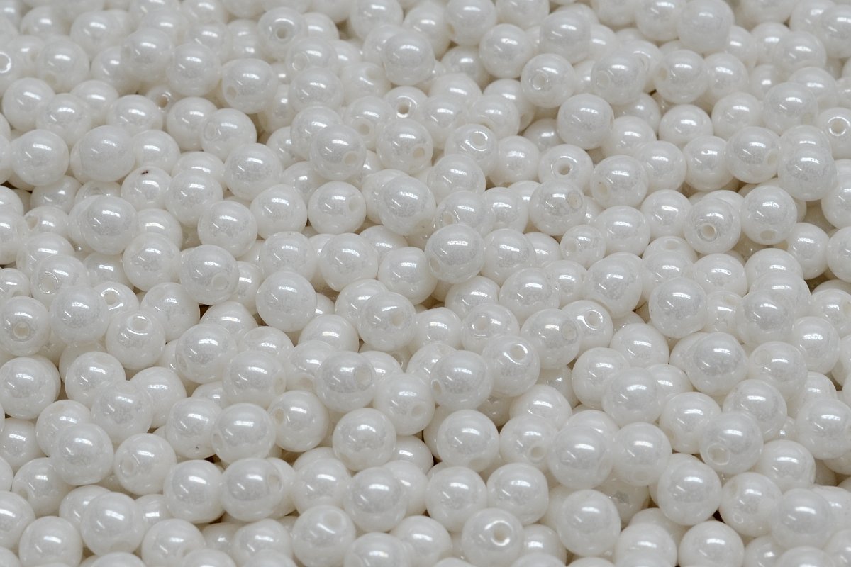 4mm Czech Round Druk Bead, White Alabaster, 50 pieces