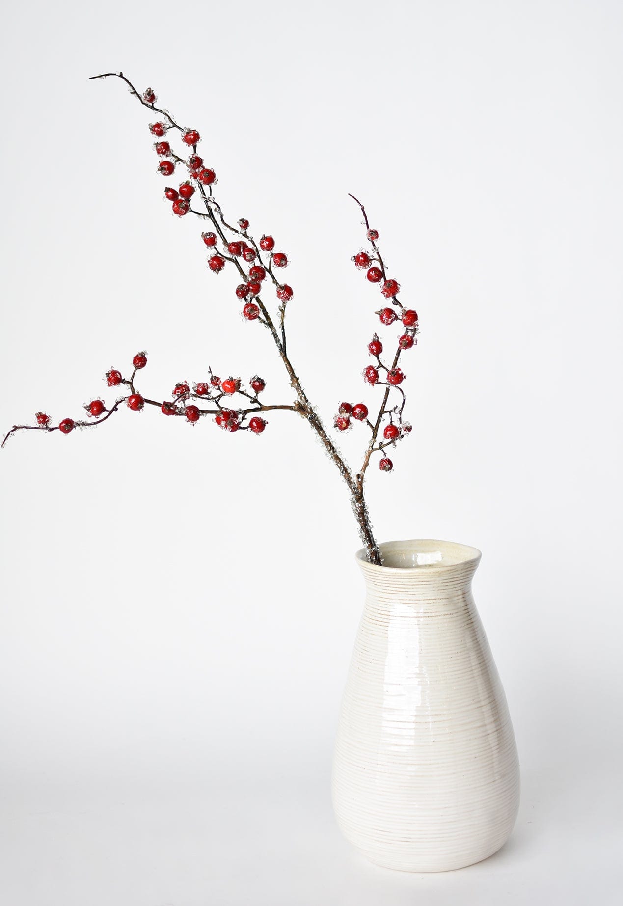 29&#x22; Faux Iced Red Berry Stem