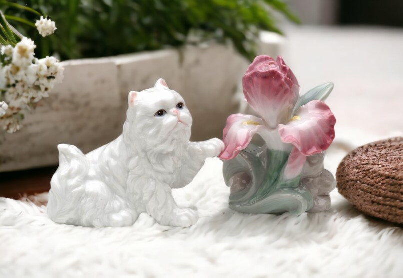 Ceramic Persian Cat and Iris Flower Salt &#x26; Pepper, Home D&#xE9;cor, Gift for Her, Gift for Mom, Kitchen D&#xE9;cor, Cat Lovers Gift, Pet Loss Gift