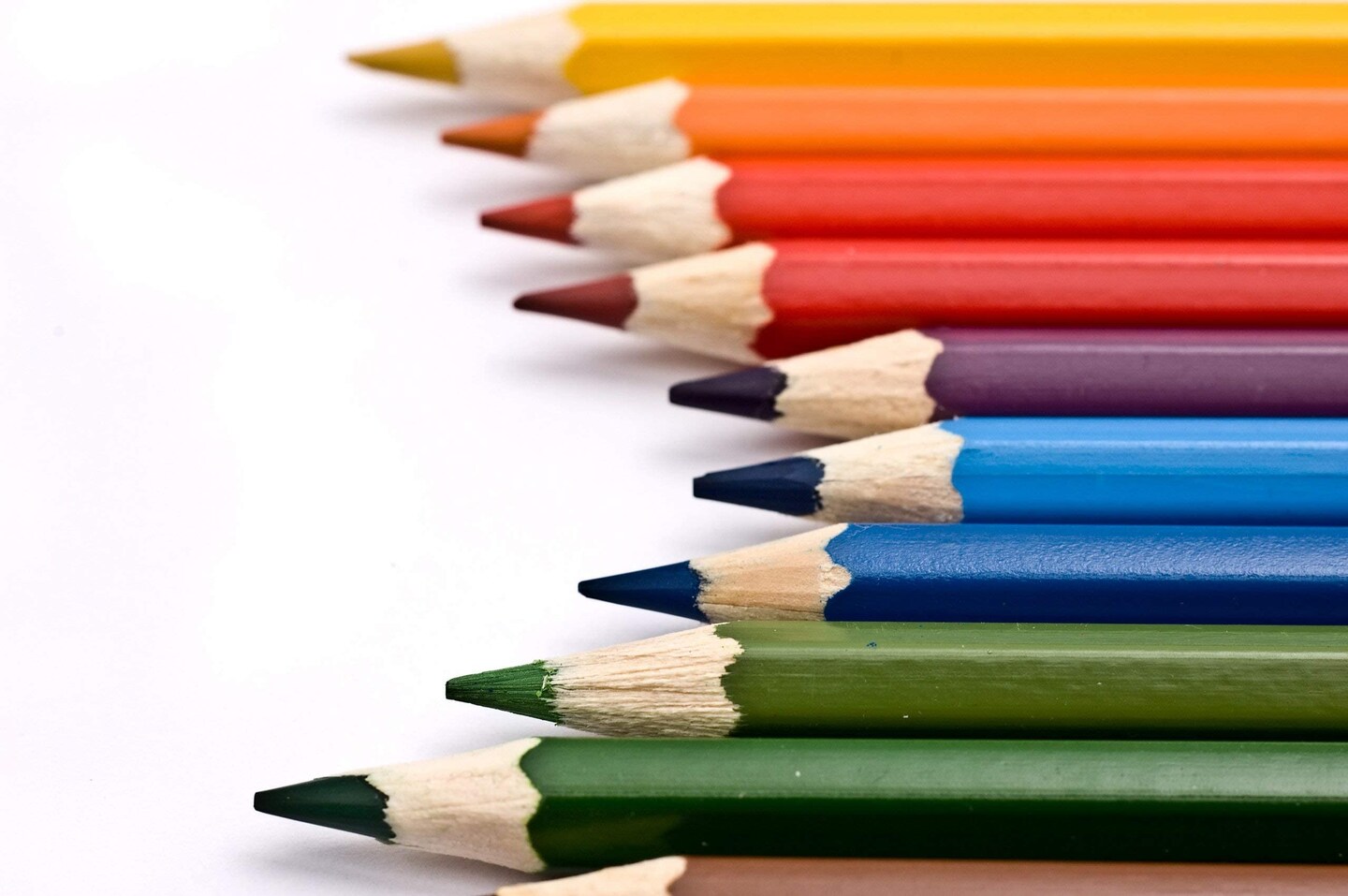 24 Pieces Colored Pencils Soft Core Color Pencil Set for Kids Adult Coloring Books Drawing, Writing Sketching