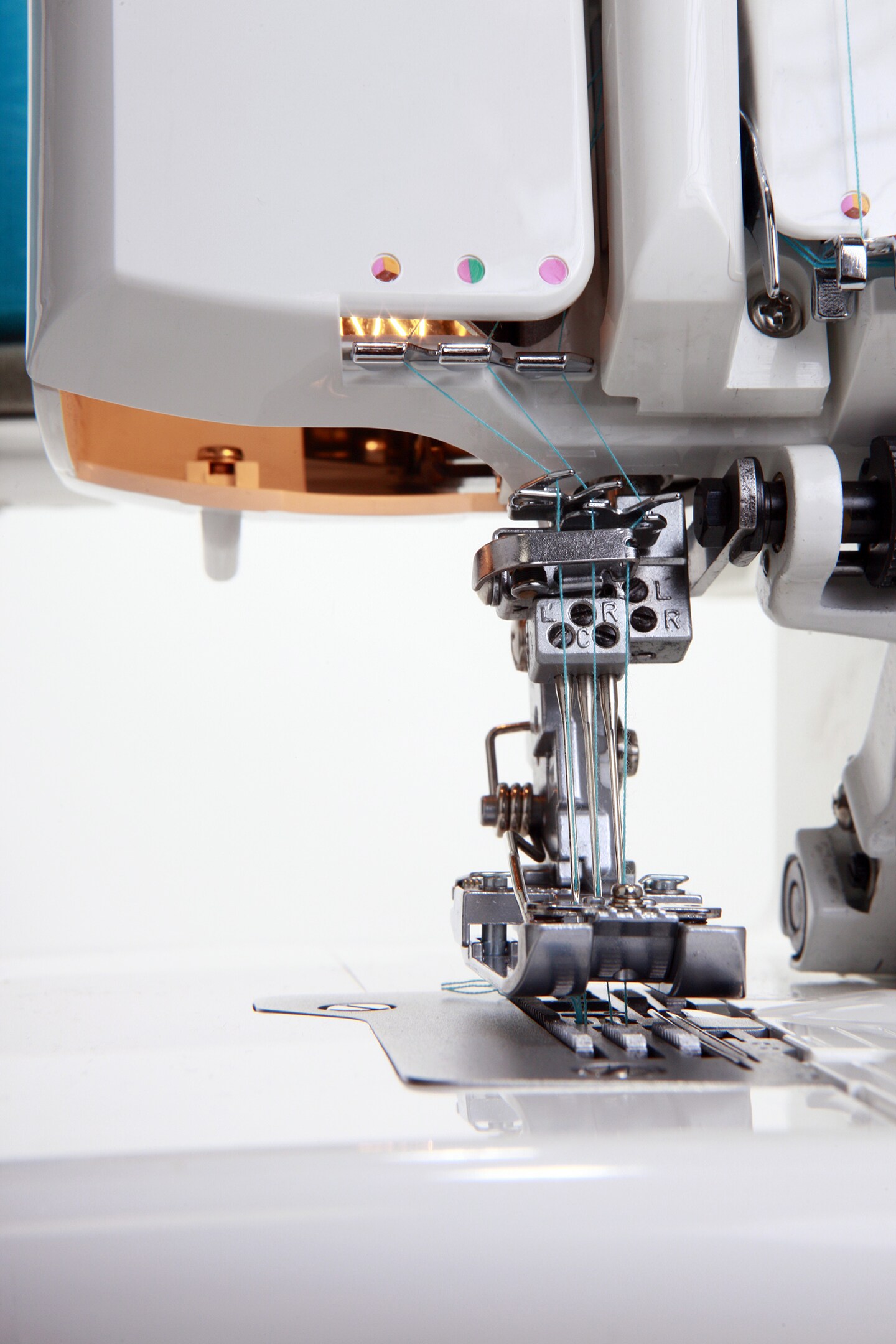 Juki MO-735 2/3/4/5 Thread Serger Sewing Machine