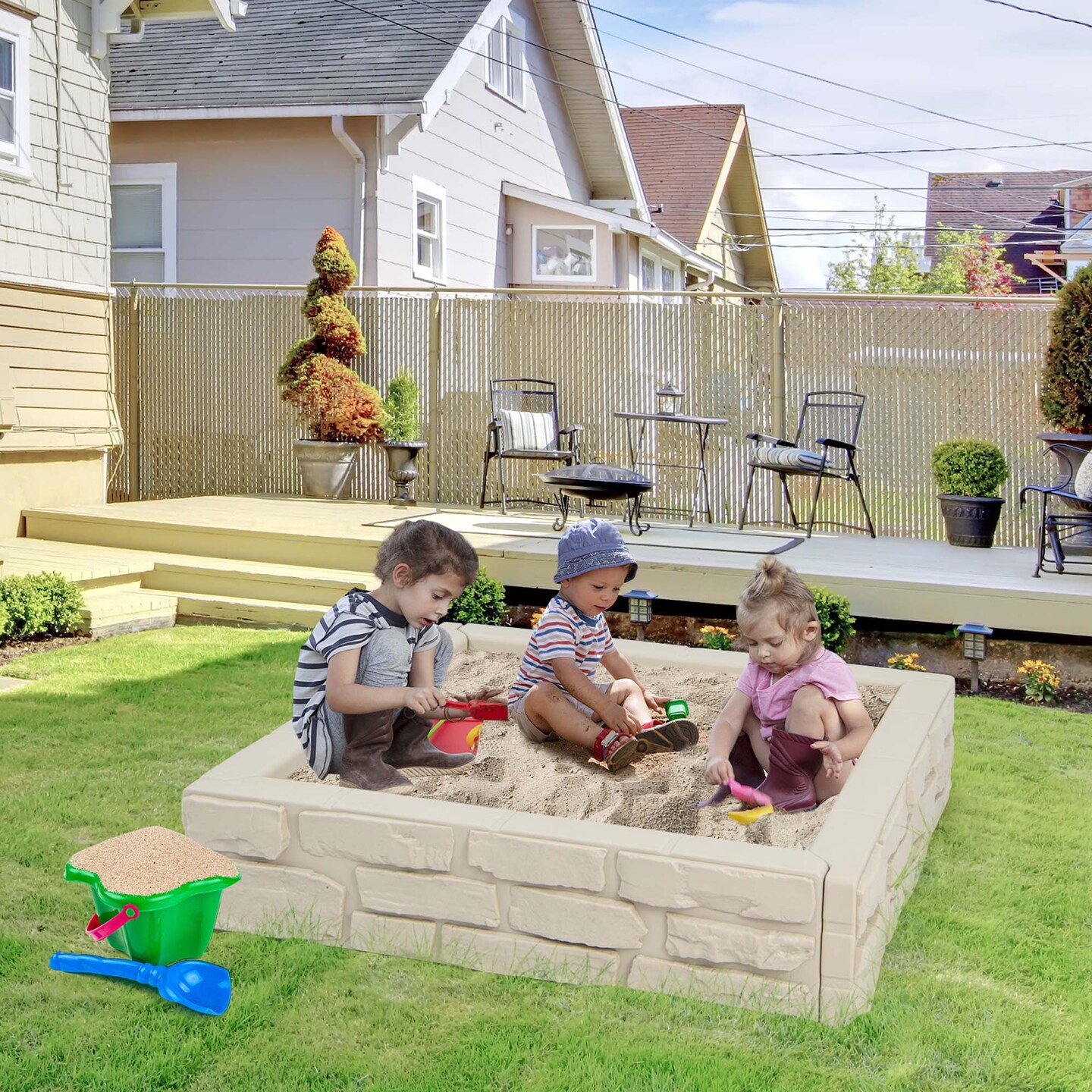 Costway Kids Sandbox with Cover Bottom Liner Backyard Beach HDPE Sandpit for Outdoor Play Brown/White