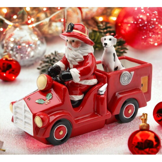 kevinsgiftshoppe Ceramic Santa On A Firetruck Salt and Pepper Shakers with Box (Set Of 3) Home Decor  Christmas Decor