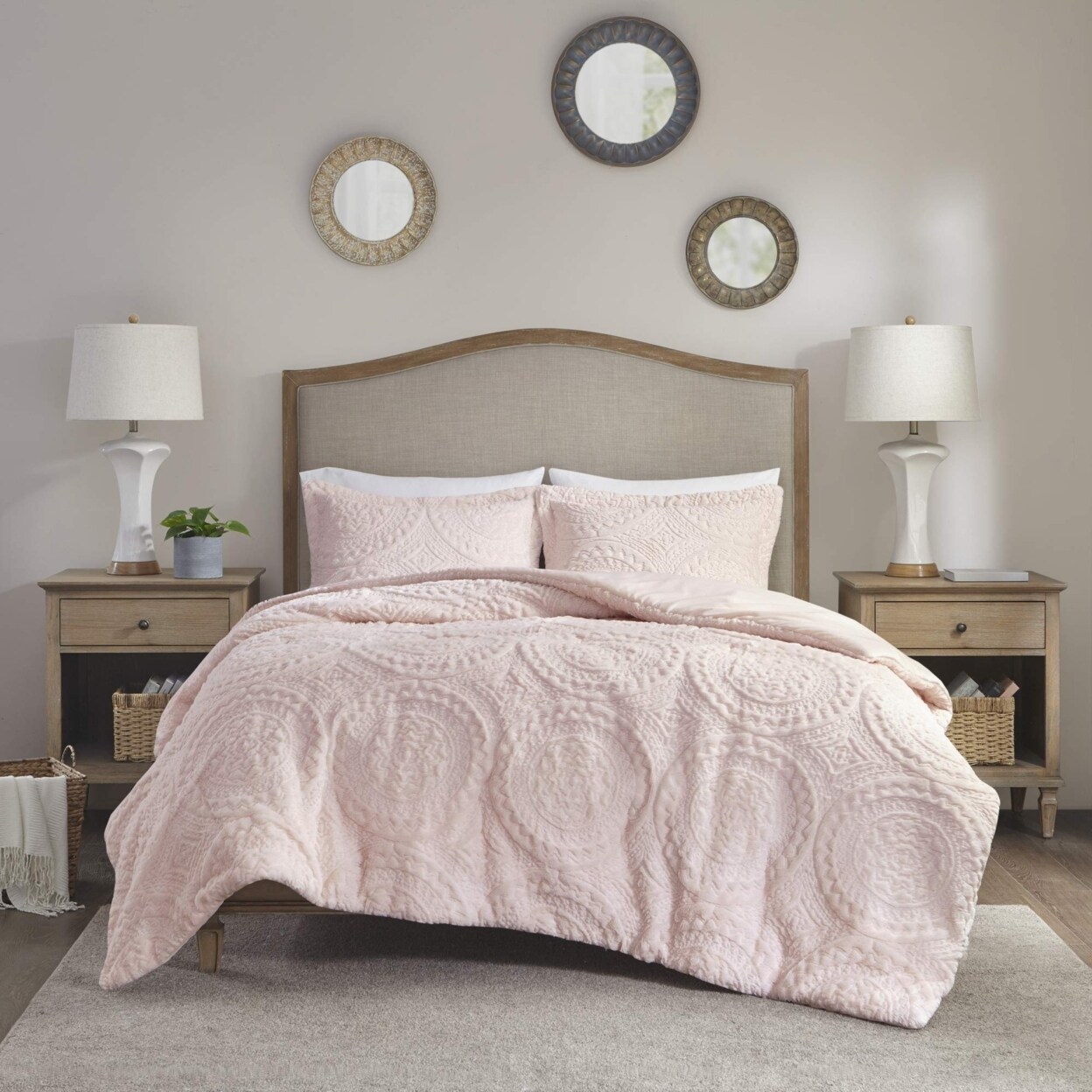 Madison Park Arya Medallion Ultra Plush Comforter Mini Set Blush King/Cal King