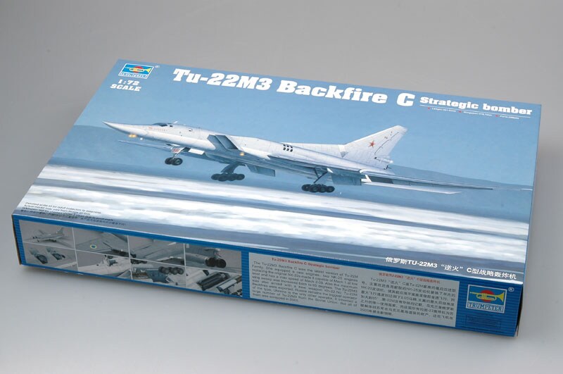 Trumpeter  1/72 Tu-22M3 Backfire C Strategic bomber Plastic Model