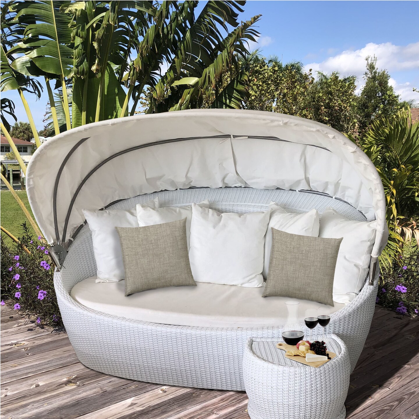 WEAVE Indoor-Outdoor Pillow with Sewn Closure