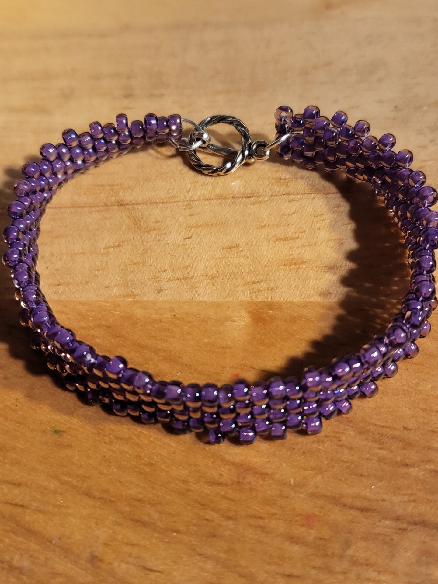 How-To name is Luster Seed Bead Bracelet