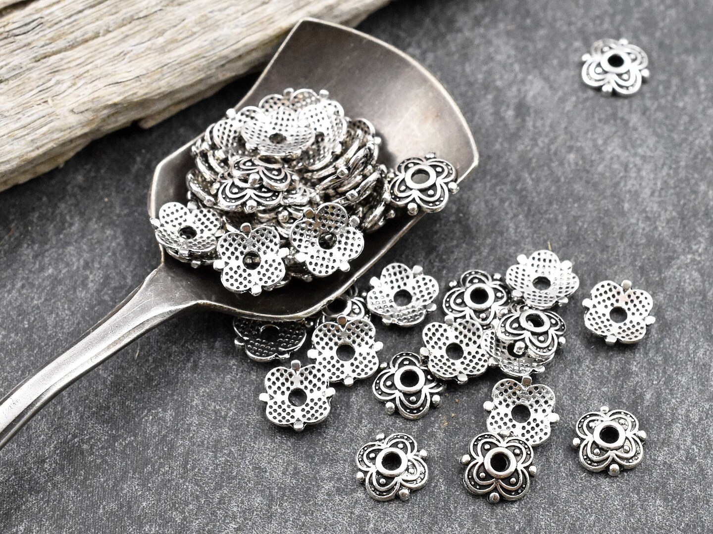 *100* 8mm Antique Silver Bead Caps