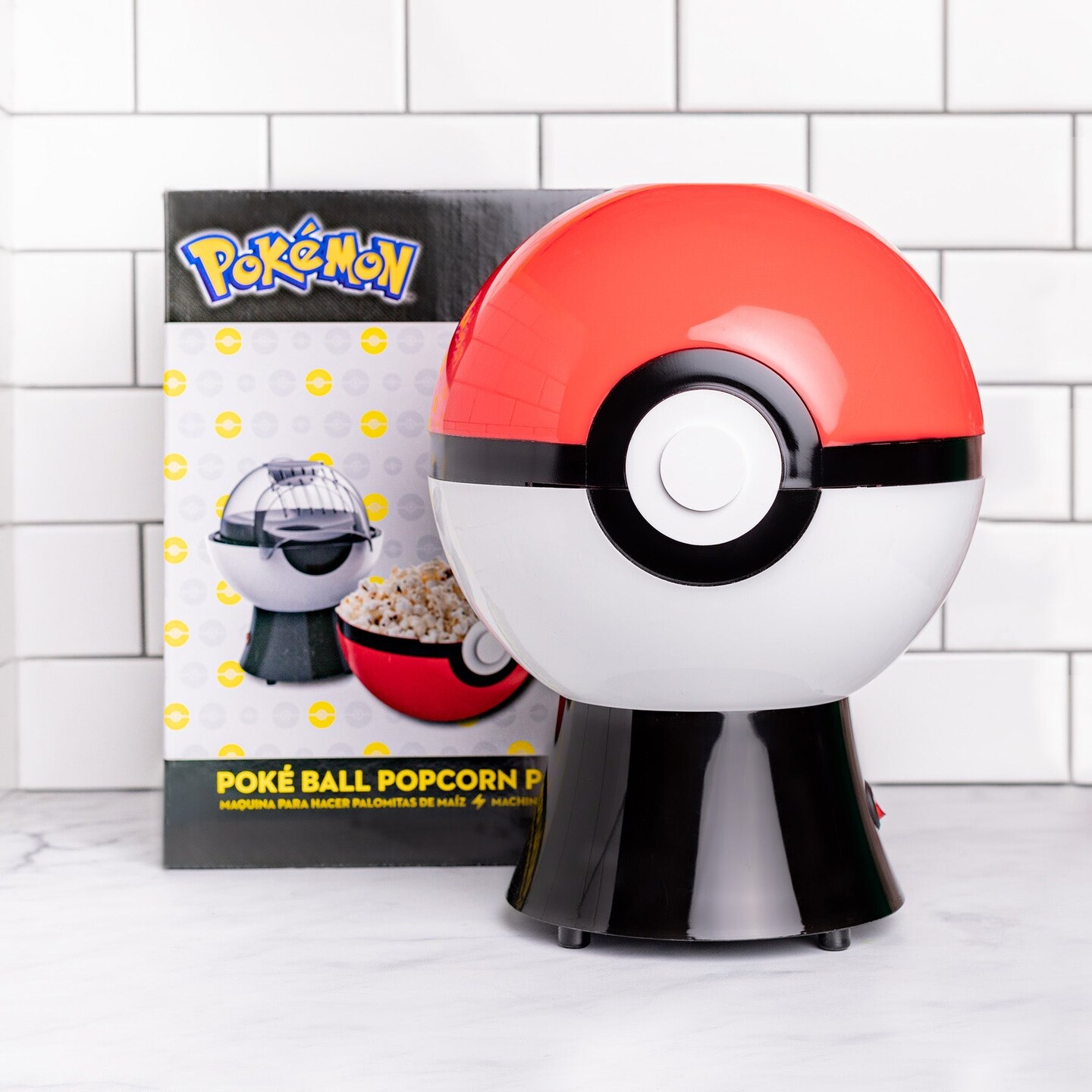 Uncanny Brands Pok&#xE9;mon Pokeball Popcorn Maker