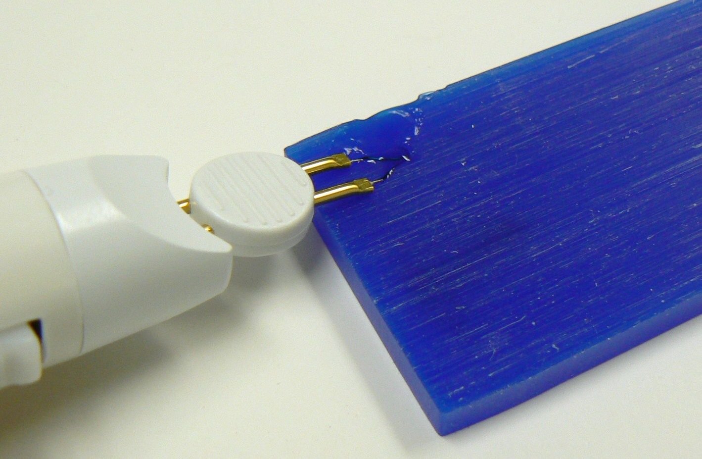 MAX WAX Speedy Wax Working Pen Candle Making Design Beading Battery Operated