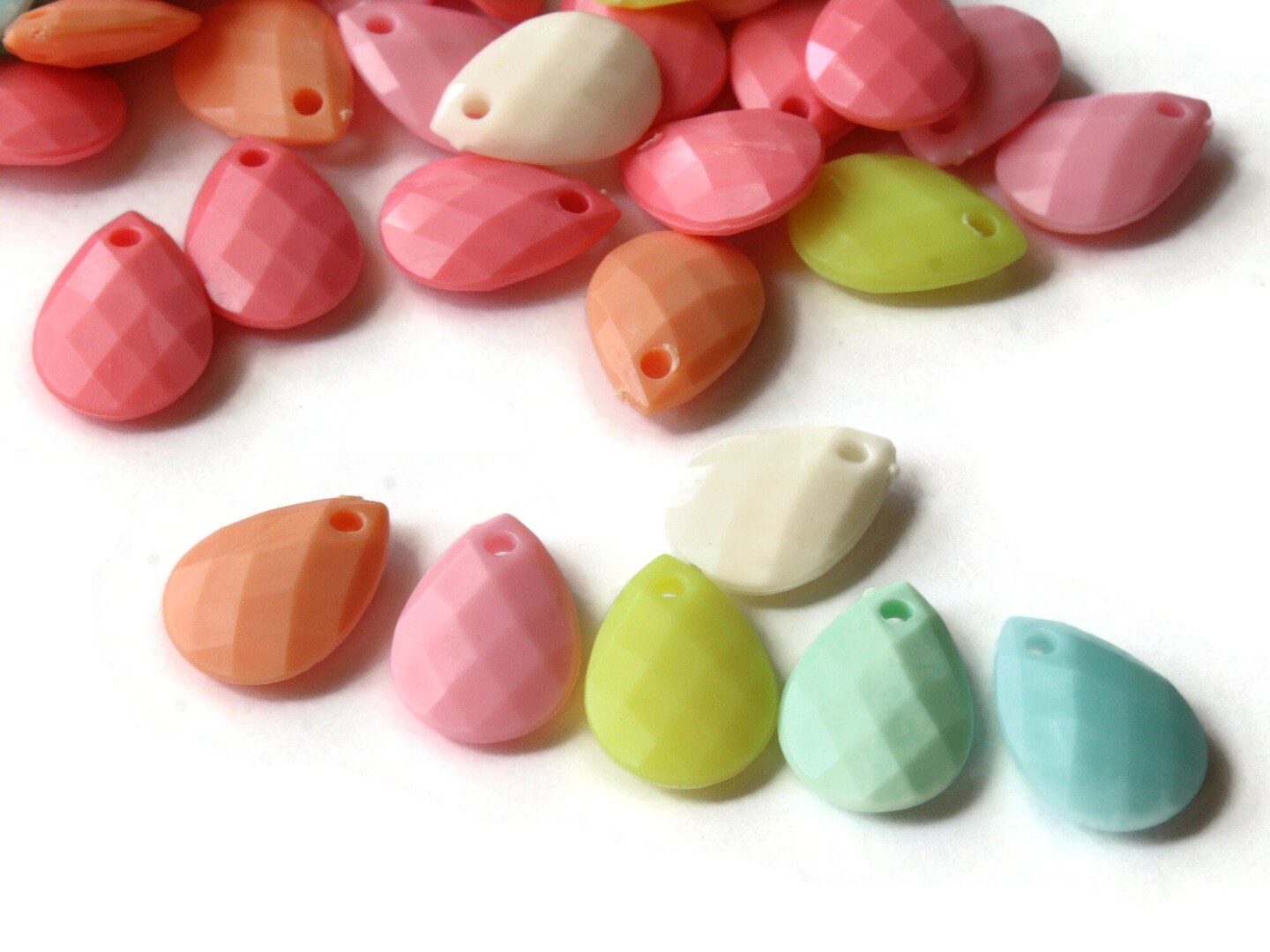 50 18mm Mixed Color Pastel Plastic Faceted Briolette Beads