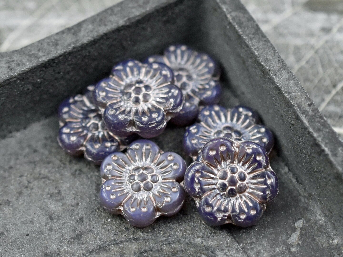 *6* 14mm Silver Platinum Washed Purple Opaline Wildflower Beads