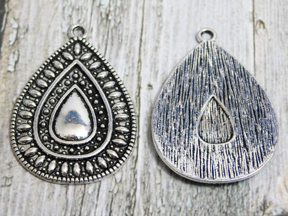 *4* 37x25mm Antique Silver Teardrop Pendants