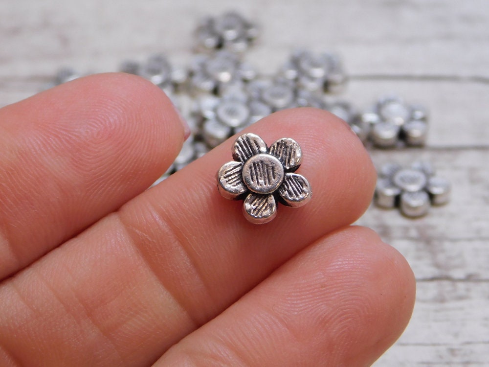 *50* 10mm Antique Silver Daisy Flower Spacer Beads