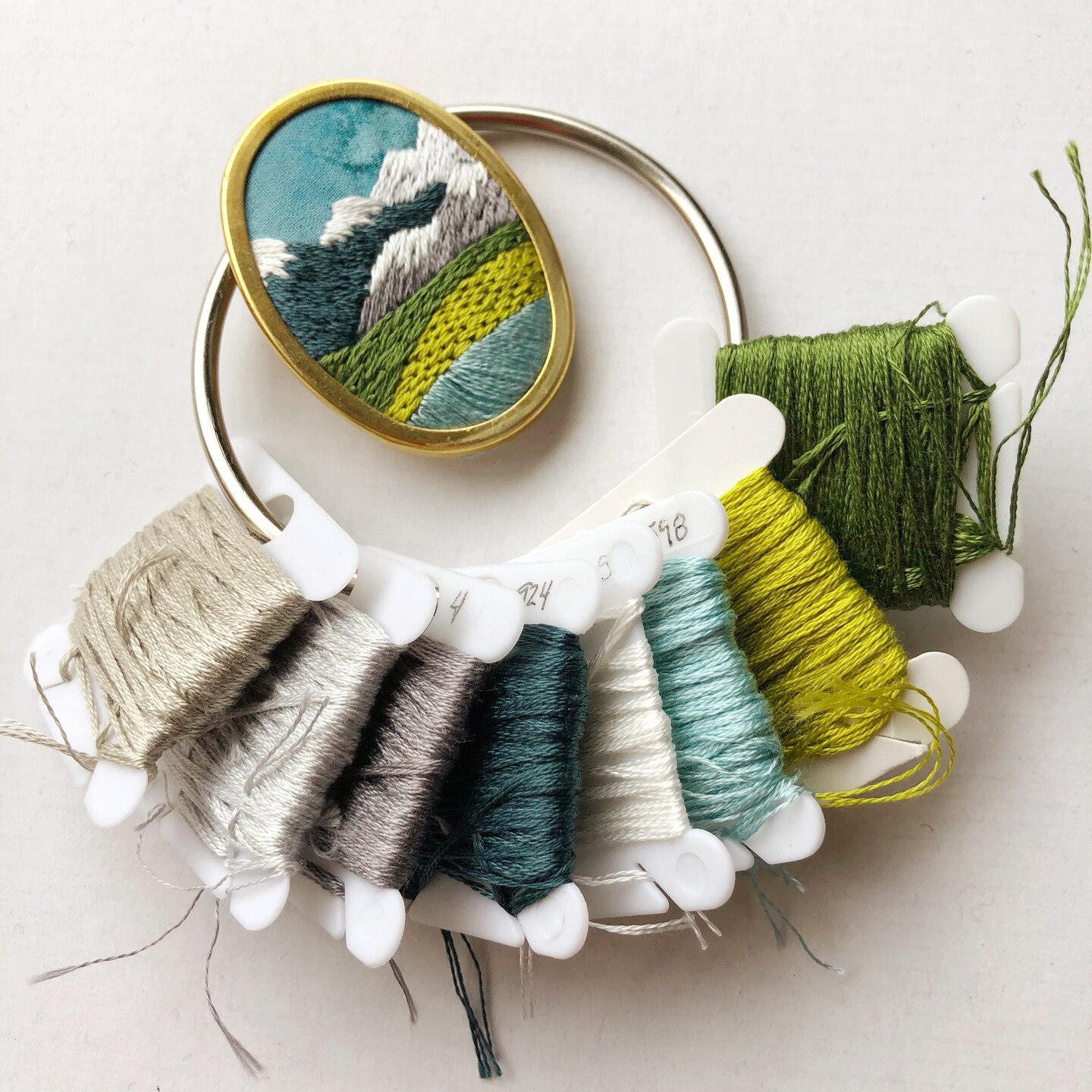 MCreativeJ Mountain Landscape Pendant- DIY Beginner Embroidery Craft Kit