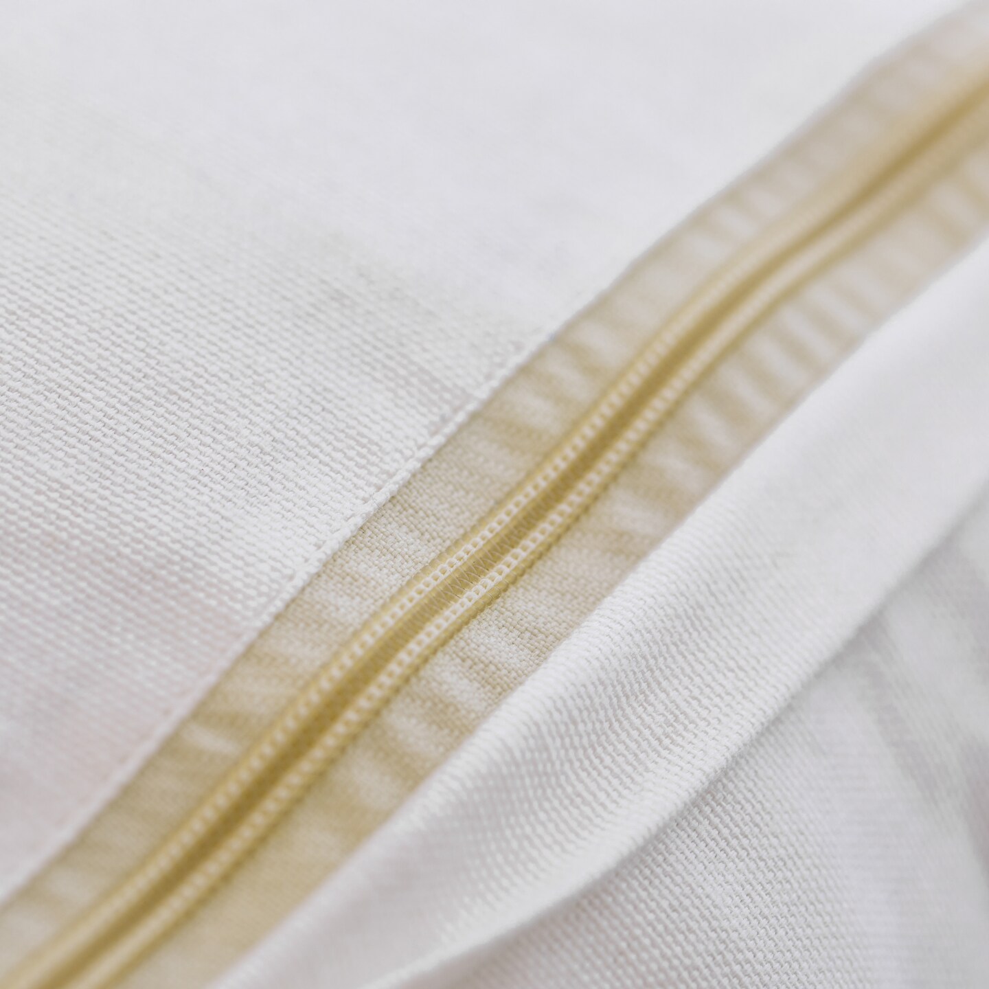 16" Handwoven Cotton Throw Pillow Cover with Ribbed Line Dots and Wave Border