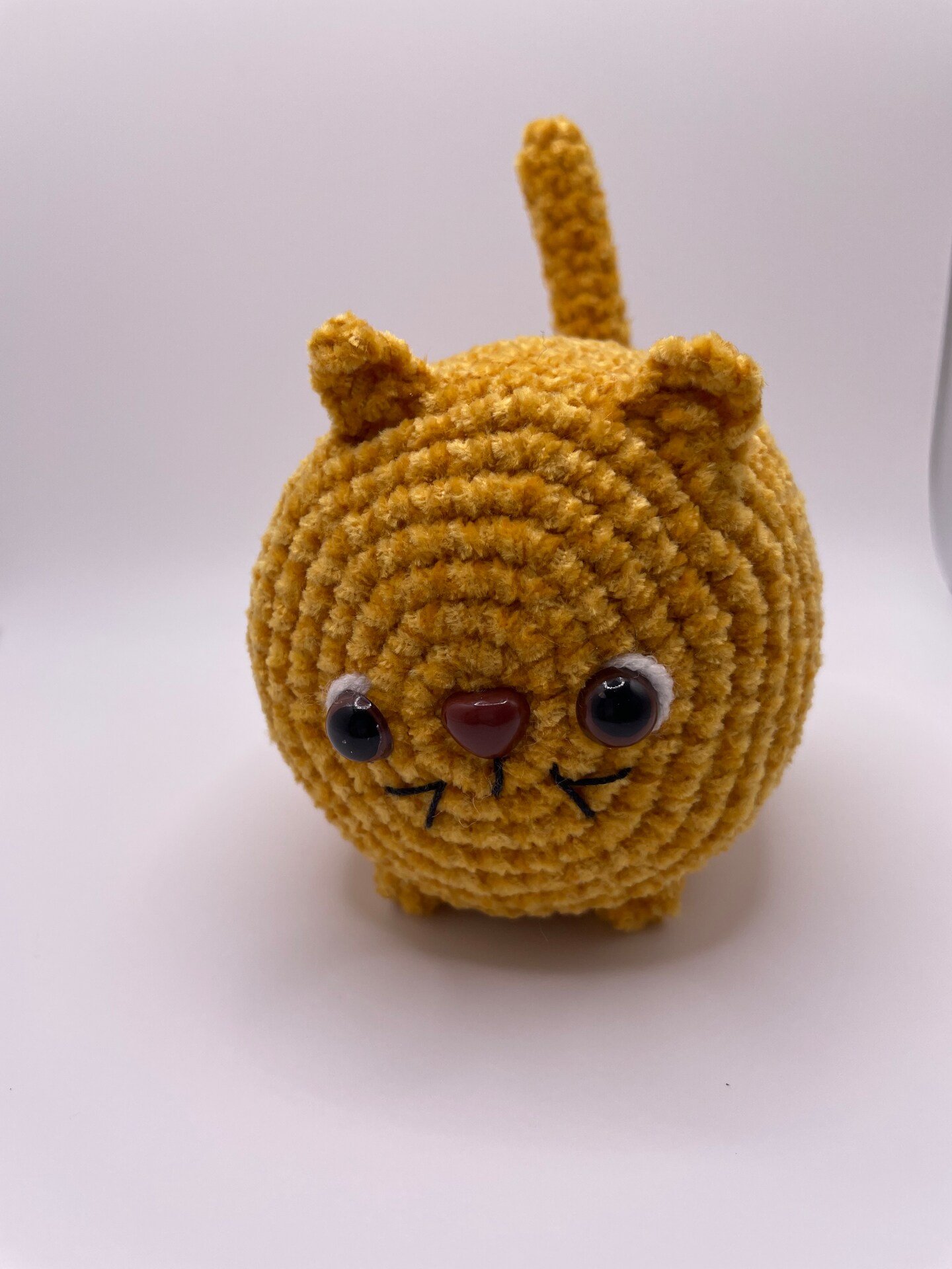 Cat. Chunky pet crochet. Chunky cat. Emotional support crochet