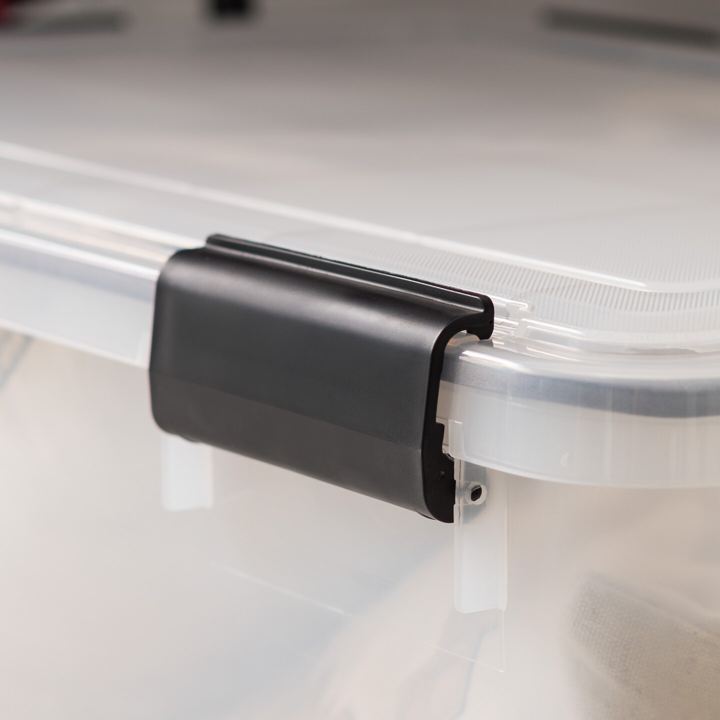 IRIS USA 62qt WEATHERPRO Airtight Plastic Storage Bin with Lid and Seal and Secure Latching Buckles