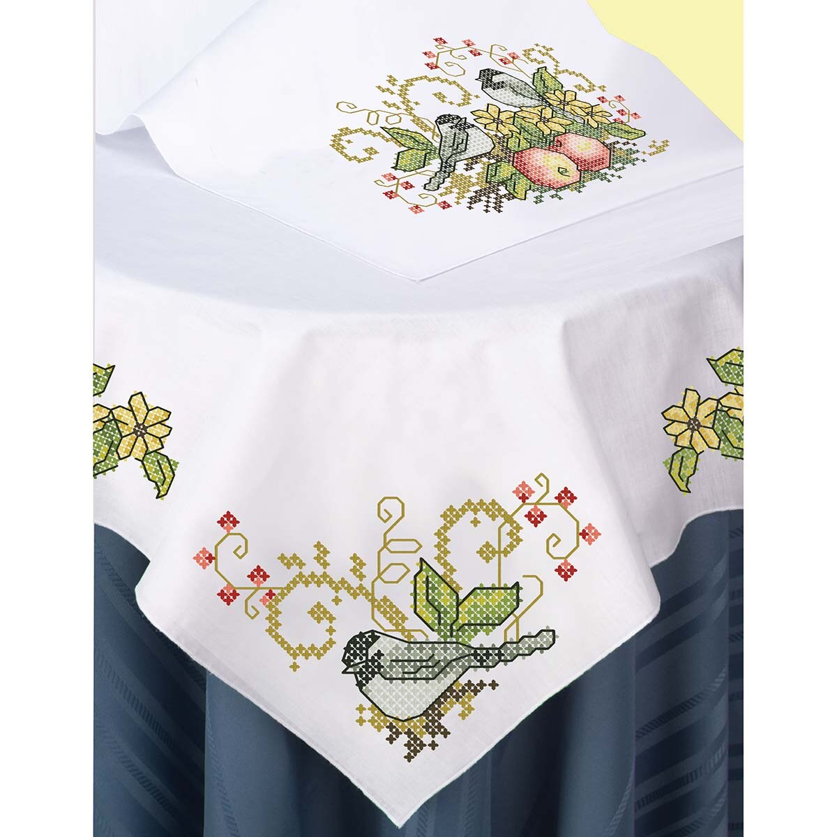 Herrschners Autumn Chickadees Table Topper & Runner Stamped Cross ...