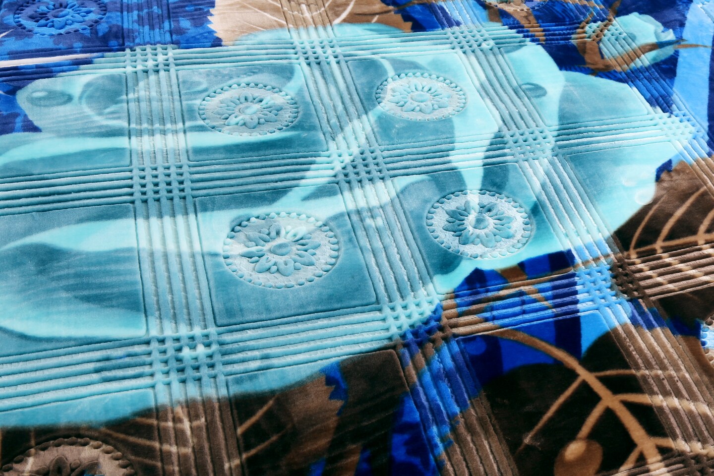 Nestl Extra Heavy Blanket