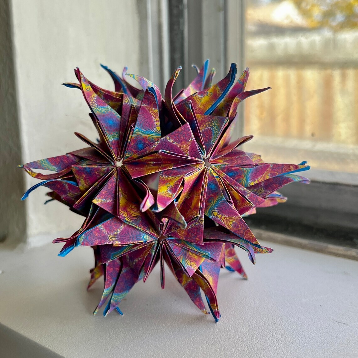 Hime Kaleidoscope オフセット　Editionあり Kaleidoscope Tie Dye Origami Kusudama OOAK Paper Sculpture