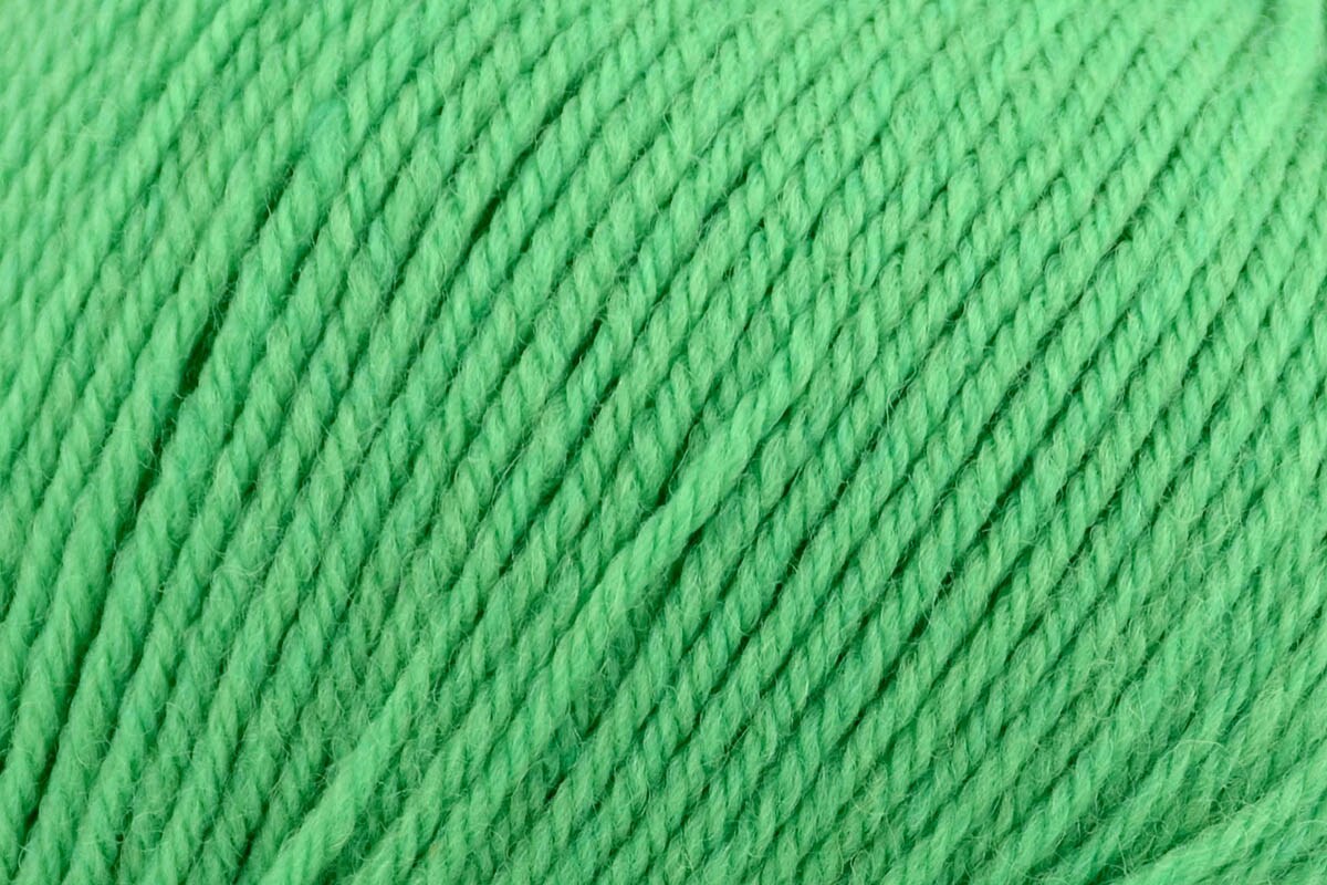 Deluxe Worsted Superwash Wool by Universal Yarn - 49 Colors