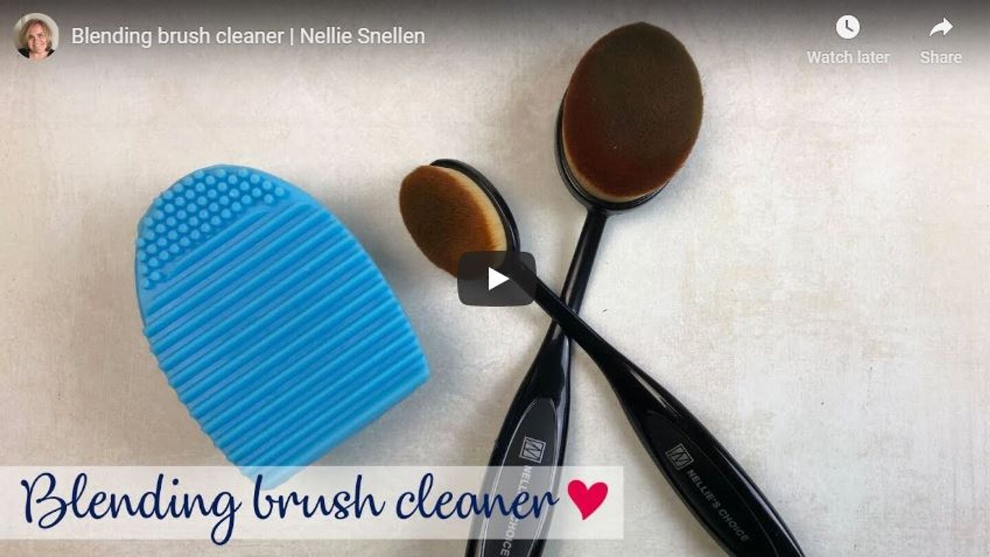 Nellie&#x27;s Choice Nellie Choice Blending Brush cleaner