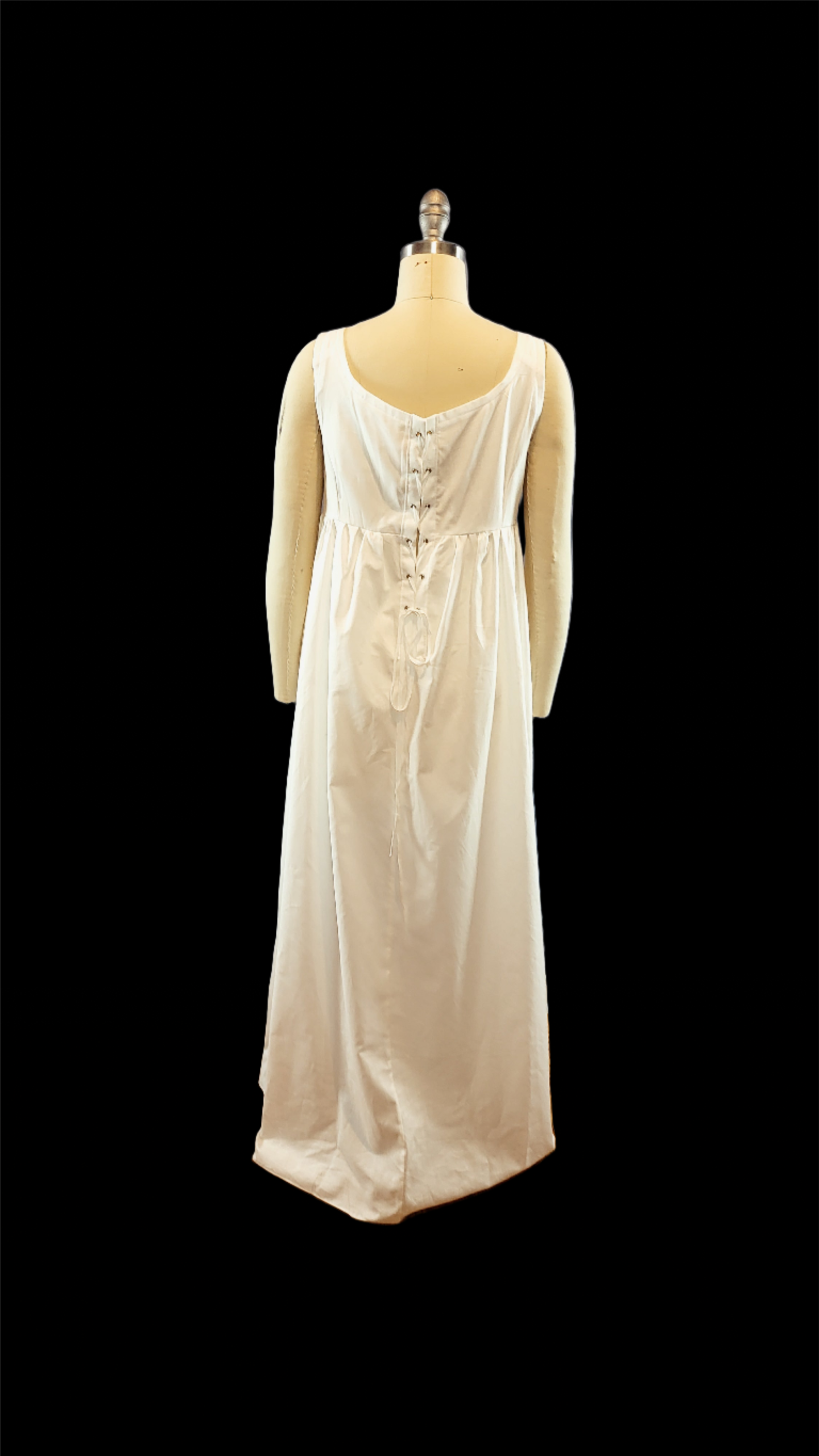 18th Century Batiste Nightgown 1800s Batiste Nightgown 1800s 30s