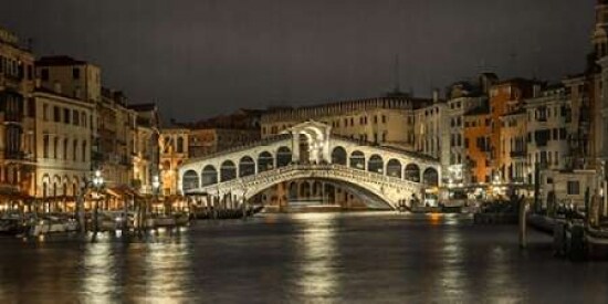 The grand canal and the Rialto bridge at night, Venice, Italy Poster Print by  Assaf Frank - Item # VARPDXAF20130408176C06