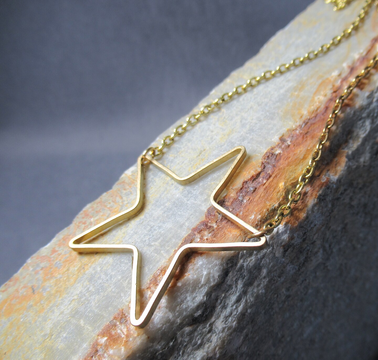 Big star store necklace