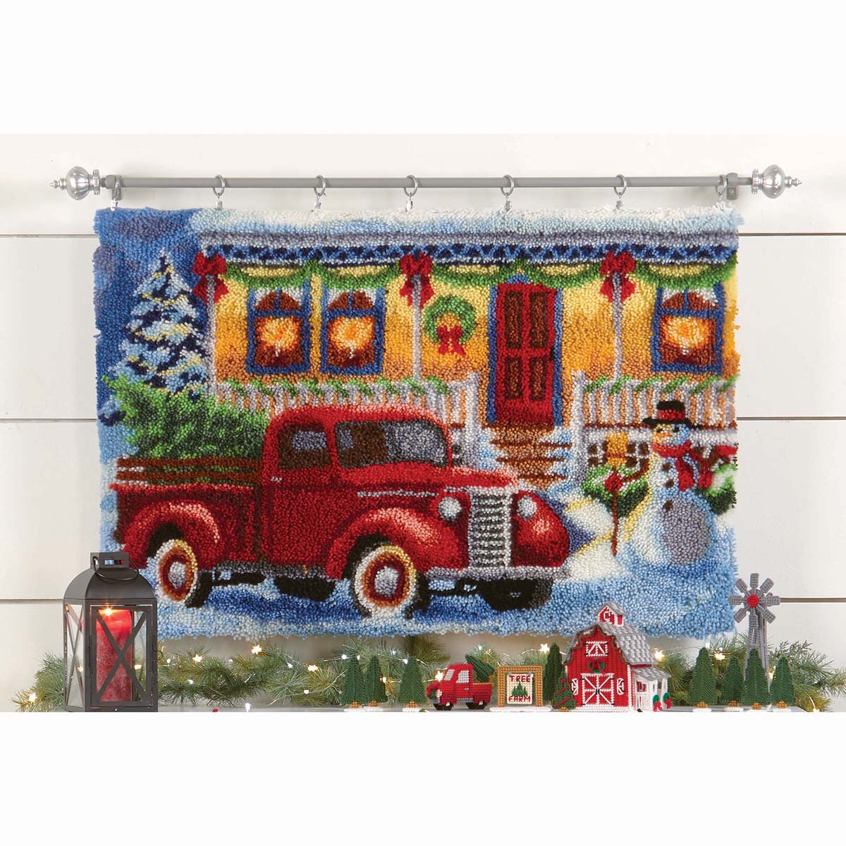 Herrschners  I&#x27;ll Be Home For Christmas Latch Hook Kit