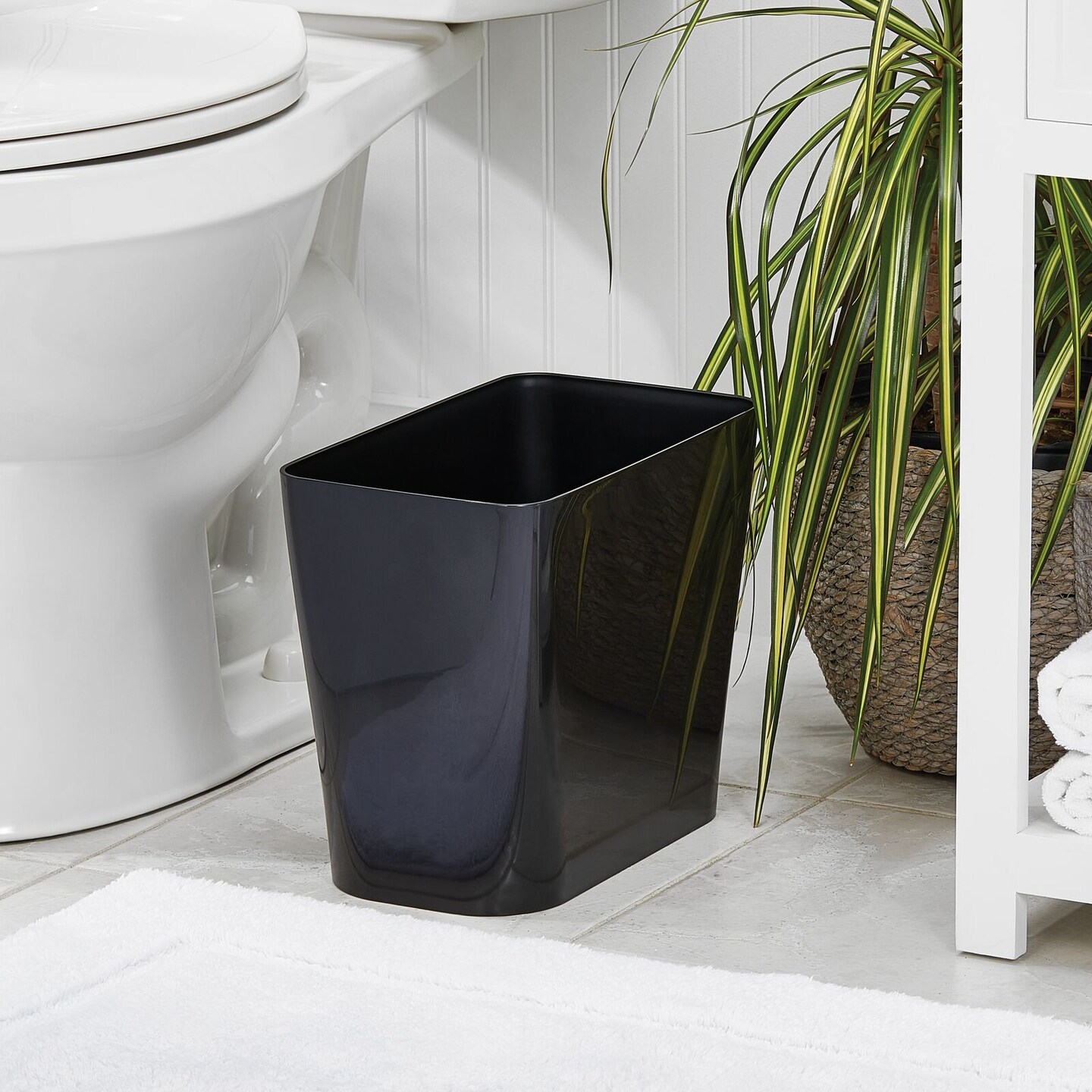 mDesign Rectangular Trash Can Wastebasket, Garbage Bin - Plastic