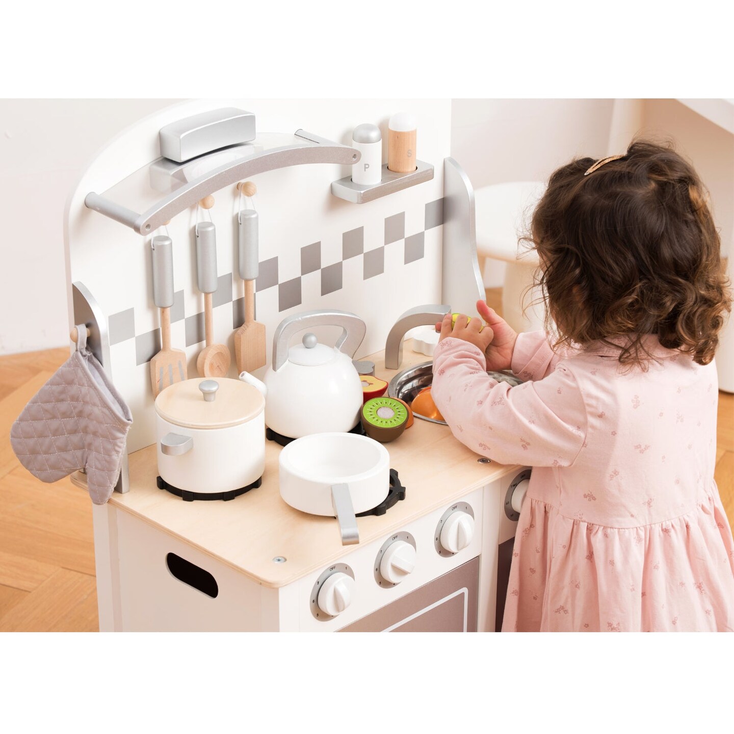 New Classic Toys Kitchenette Bon Appetit DeLuxe, White/Silver