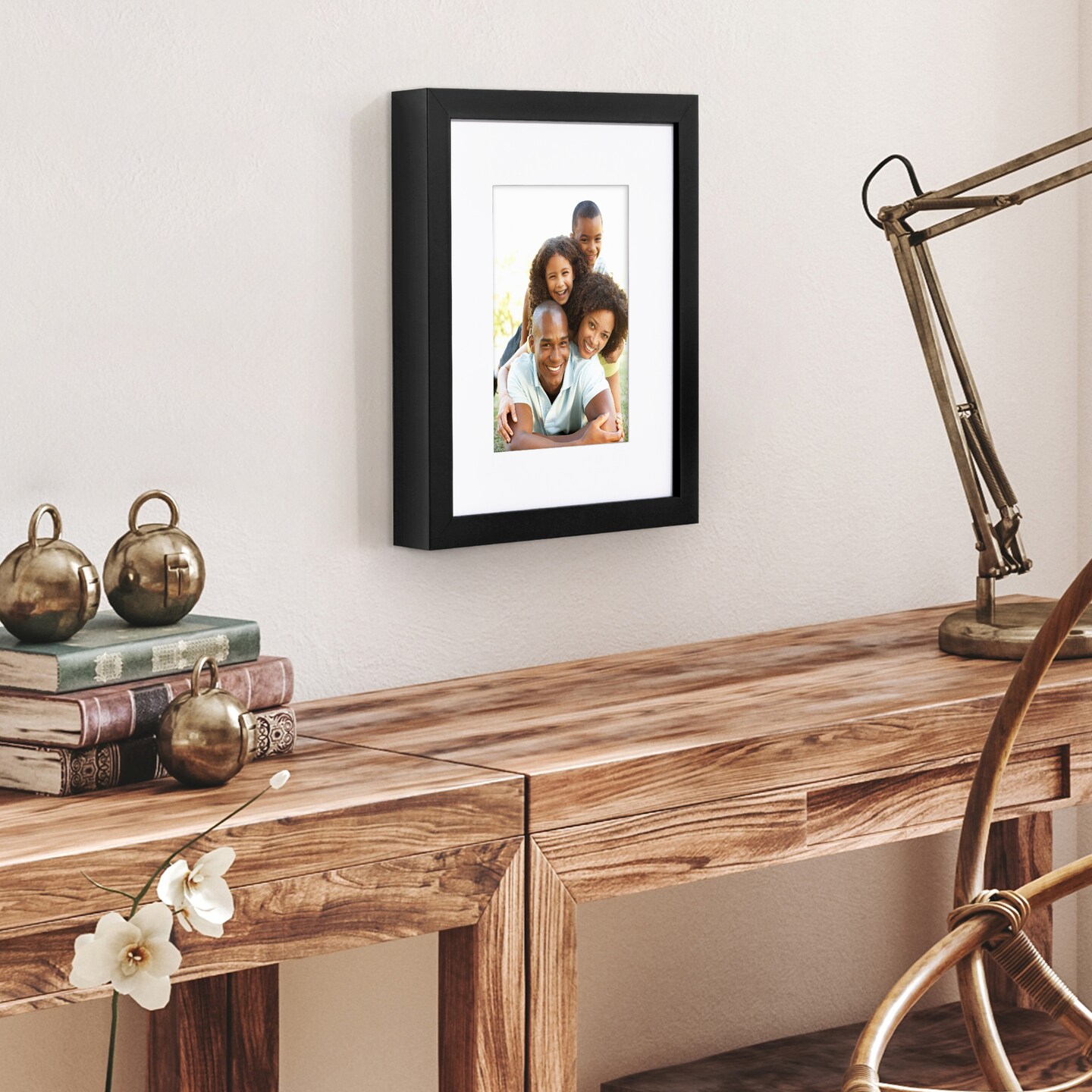 Americanflat Gallery-Style Picture Frame with Mat - Showcase Artwork, Prints, and Photos - Shatter Resistant Glass - Hanging Hardware with Drywall Anchor