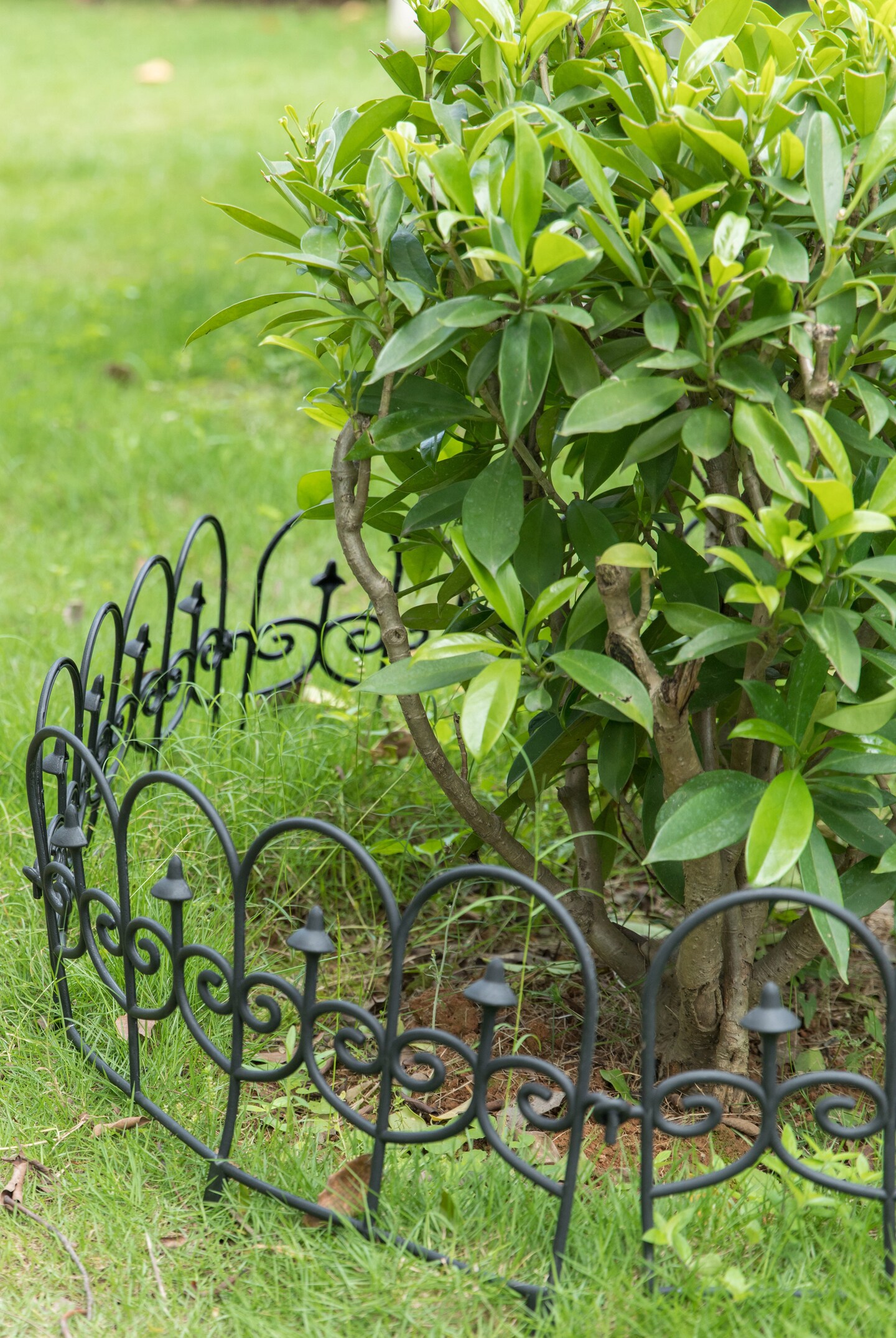 Vinyl Wrought Iron- Look Garden Ornamental Edging, Lawn Picket Fence Landscape Panel Border, Flower Bed Barrier