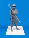 CMK 1/35 WWII US Army Soldier with Bazooka M1A2 (Anzio 1944) 1/35