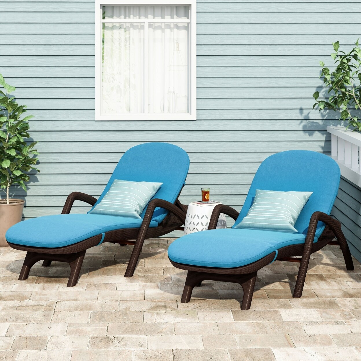GDFStudio Riley Outdoor Faux Wicker Chaise Lounges with Cushion (Set of 2)